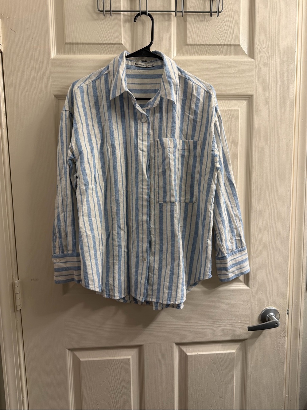 Abercrombie & Fitch Light Blue and White Striped Button-Up Shirt